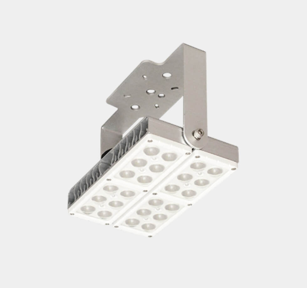 水銀灯代替高天井LED