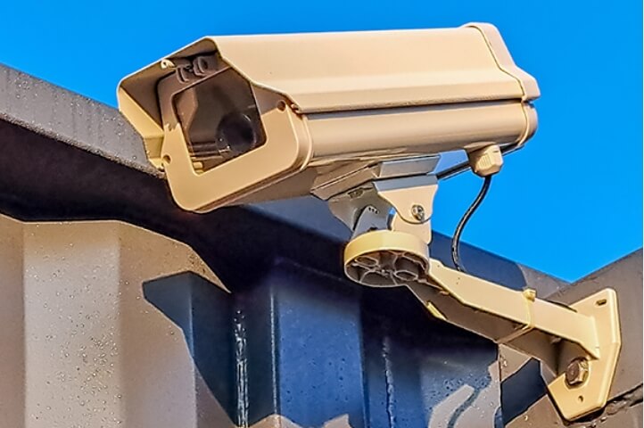 防犯カメラ遠隔監視、制御