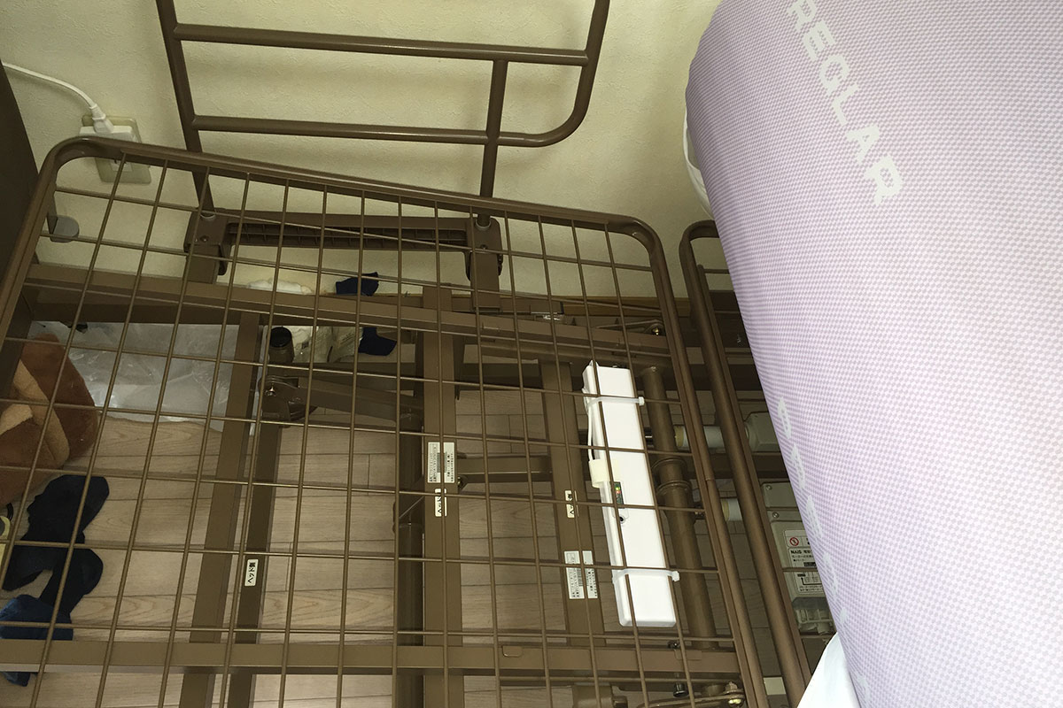 見守りカメラ+非接触バイタルセンサーの連動