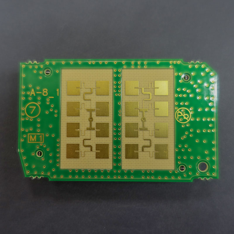 ゴルフシミュレーションゲームのティーショット感知センサー